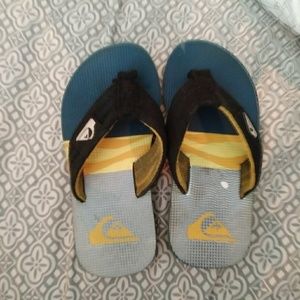 Toddler flip flops